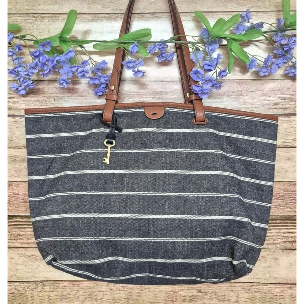Fossil Gray White Striped Canvas Purse Bag Leather Trim & Adjustable Straps